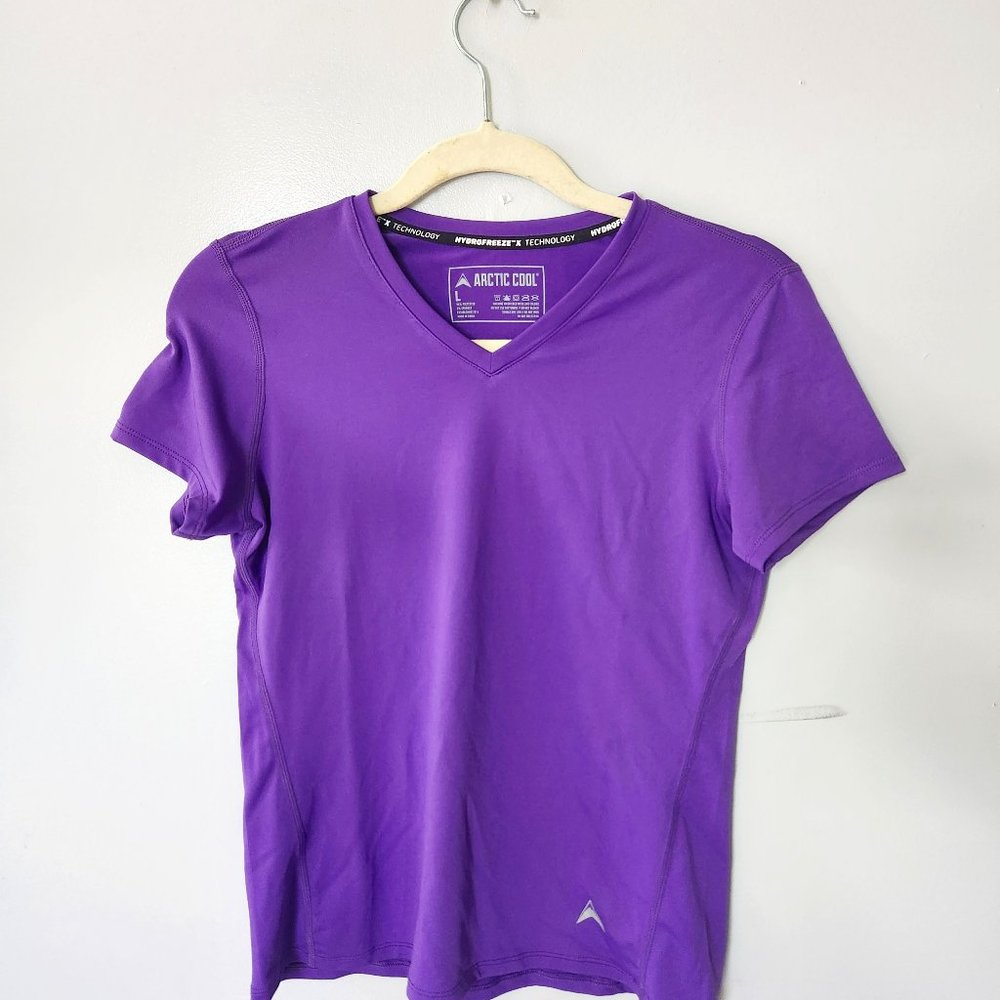 Artic Cool V-Neck Short Sleeve T-shirt
